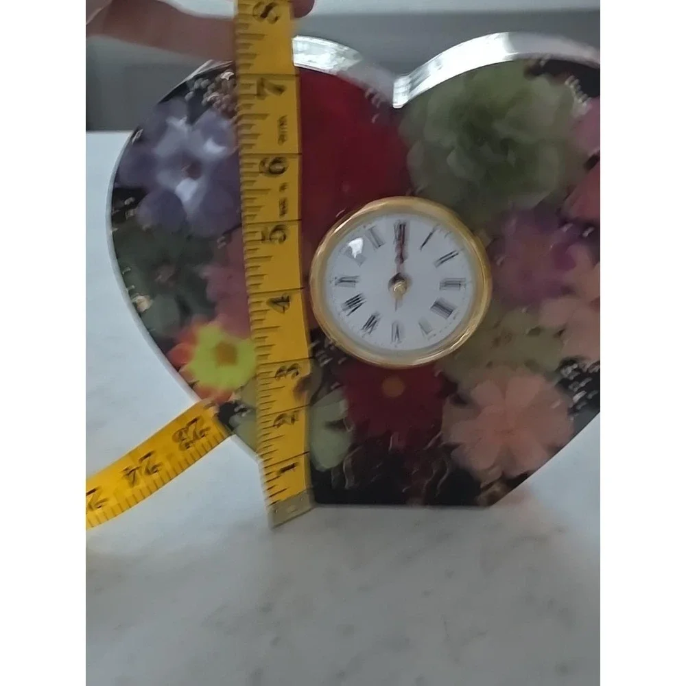 Handmade Resin Desk Mantle Heart Clock‎ Big 2 Inches Thick Flowers Pearls 734